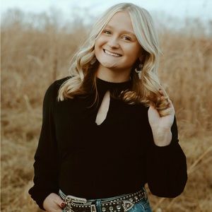 Meet your Posher, Emma